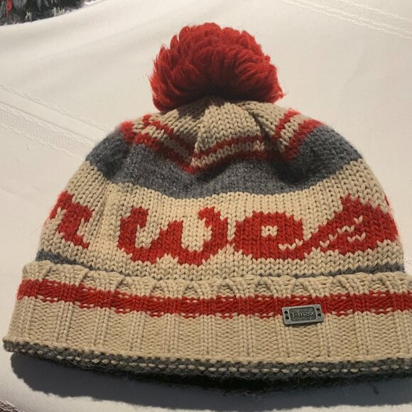 T-max Heat Wool/ Alpaca bend toque with red pompom - Picture 1 of 5